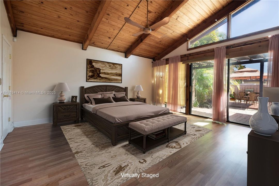 最近售出: $379,000 (2 贝兹, 2 浴室, 1332 平方英尺)