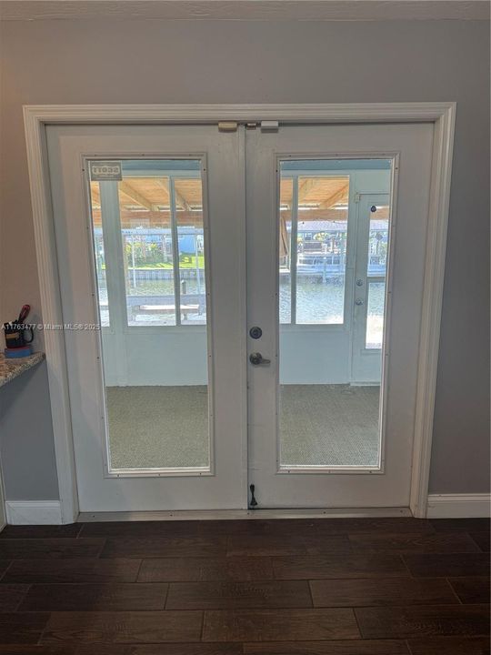 На продажу: $749,900 (3 спален, 2 ванн, 0 Квадратных фут)