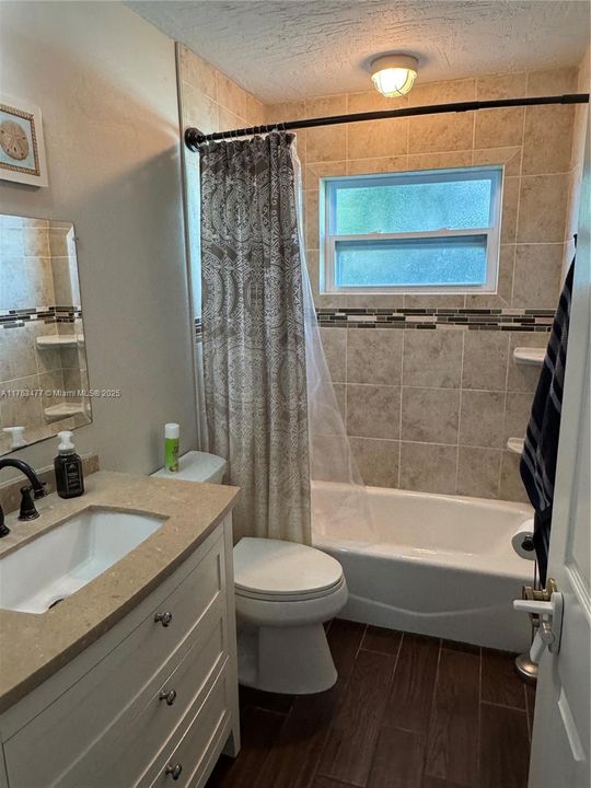 На продажу: $749,900 (3 спален, 2 ванн, 0 Квадратных фут)