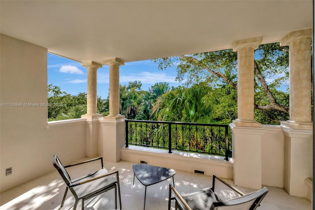 En Venta: $4,950,000 (3 camas, 3 baños, 2049 Pies cuadrados)