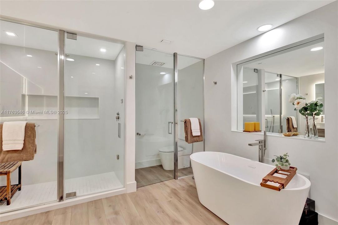 En Venta: $4,950,000 (3 camas, 3 baños, 2049 Pies cuadrados)