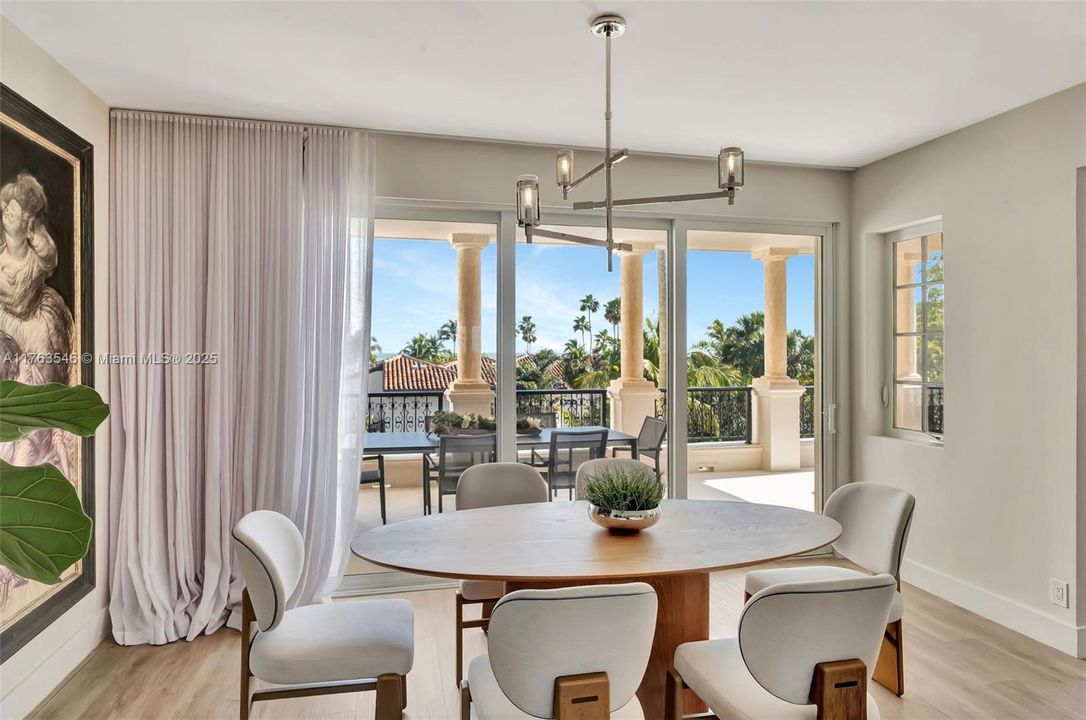En Venta: $4,950,000 (3 camas, 3 baños, 2049 Pies cuadrados)