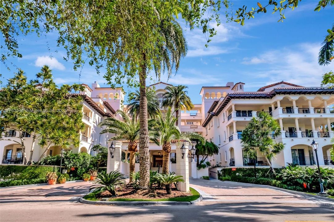 En Venta: $4,950,000 (3 camas, 3 baños, 2049 Pies cuadrados)