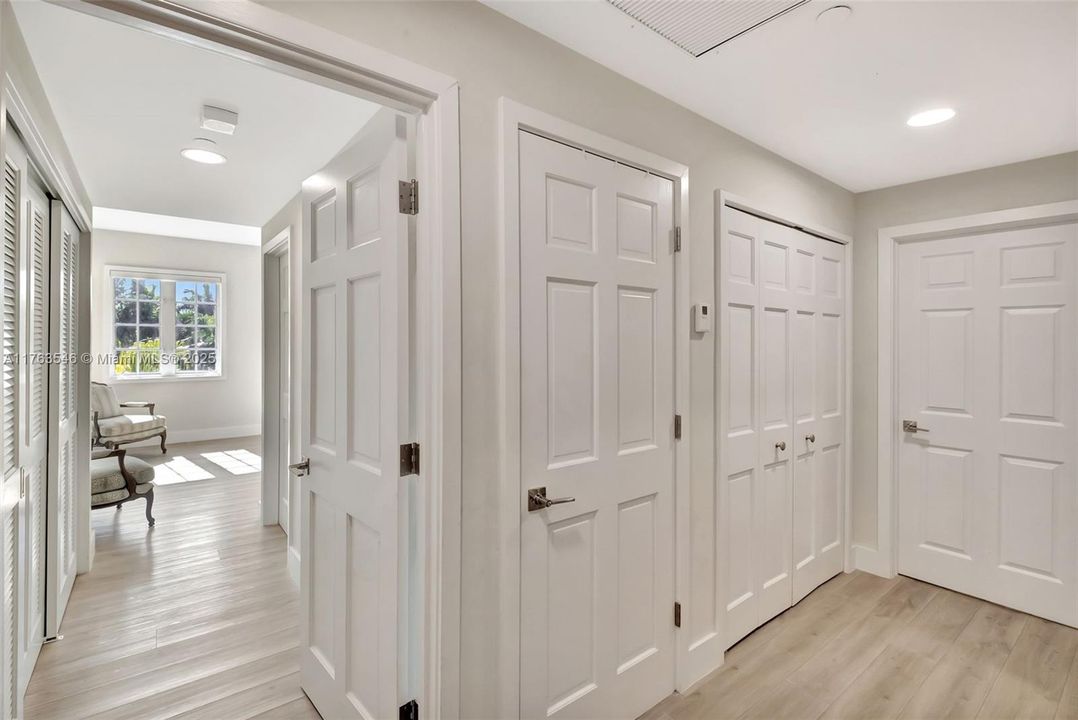 En Venta: $4,950,000 (3 camas, 3 baños, 2049 Pies cuadrados)