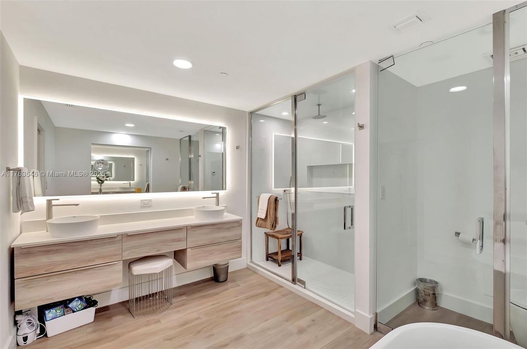 En Venta: $4,950,000 (3 camas, 3 baños, 2049 Pies cuadrados)