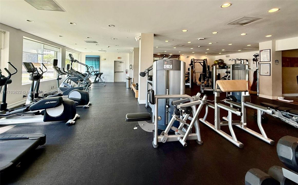 最近售出: $495,000 (1 贝兹, 1 浴室, 1012 平方英尺)