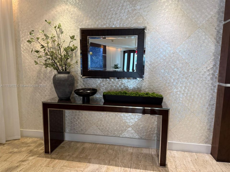 最近售出: $495,000 (1 贝兹, 1 浴室, 1012 平方英尺)