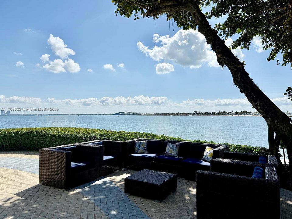 最近售出: $495,000 (1 贝兹, 1 浴室, 1012 平方英尺)