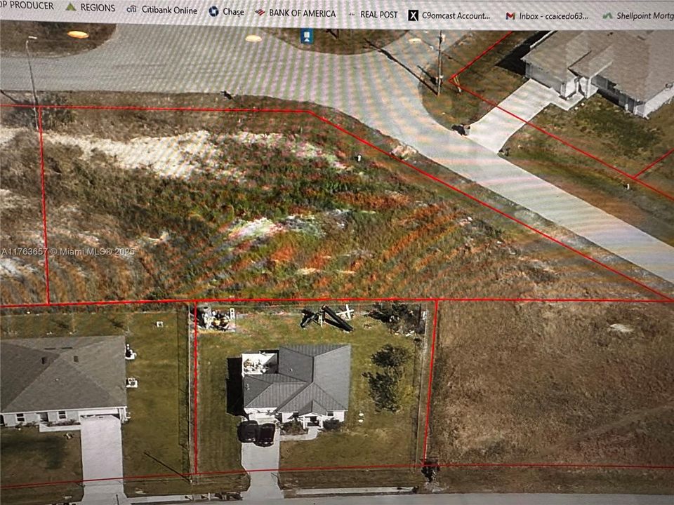 На продажу: $69,999 (0.51 acres)