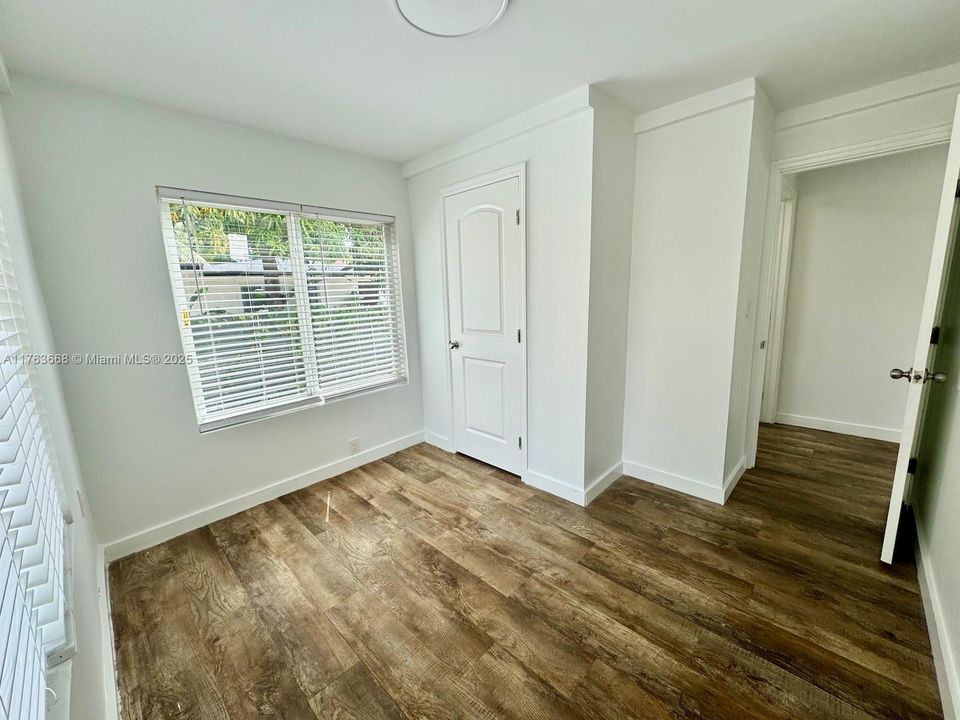 For Sale: $949,000 (0 beds, 0 baths, 1763 Square Feet)