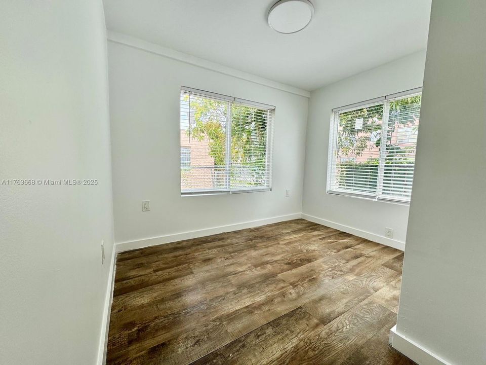 For Sale: $949,000 (0 beds, 0 baths, 1763 Square Feet)