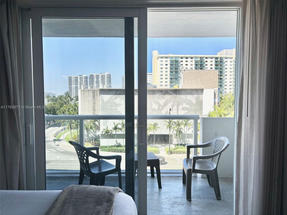 На продажу: $119,900 (0 спален, 1 ванн, 360 Квадратных фут)