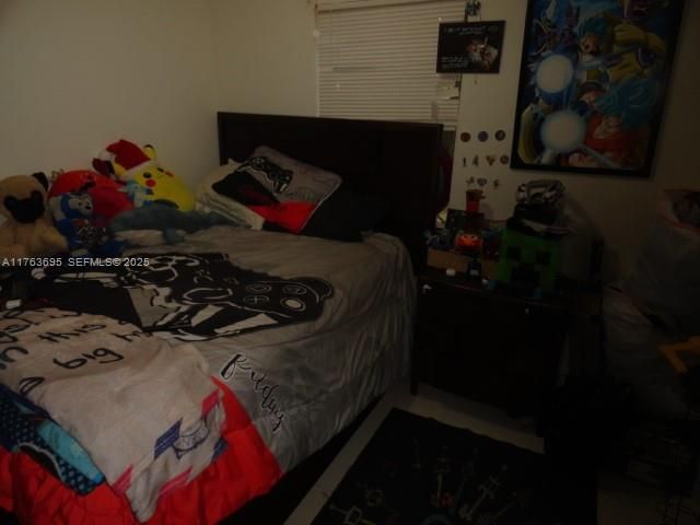 待售: $445,000 (4 贝兹, 2 浴室, 1474 平方英尺)