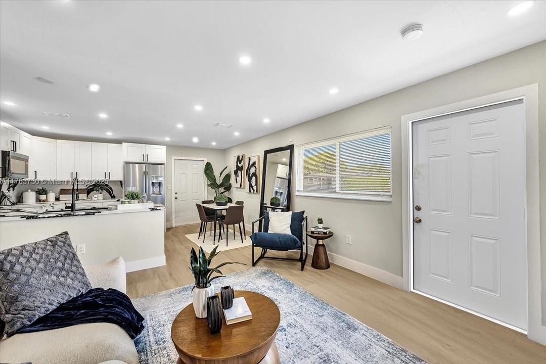 Recently Sold: $549,000 (4 beds, 2 baths, 1170 Square Feet)