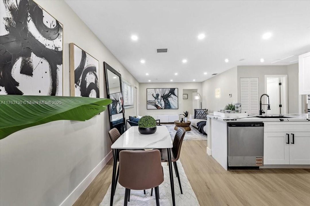 Recently Sold: $549,000 (4 beds, 2 baths, 1170 Square Feet)