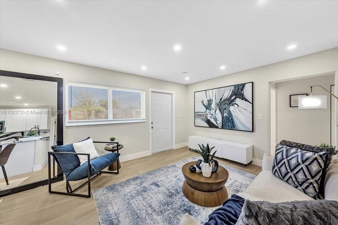 Recently Sold: $549,000 (4 beds, 2 baths, 1170 Square Feet)