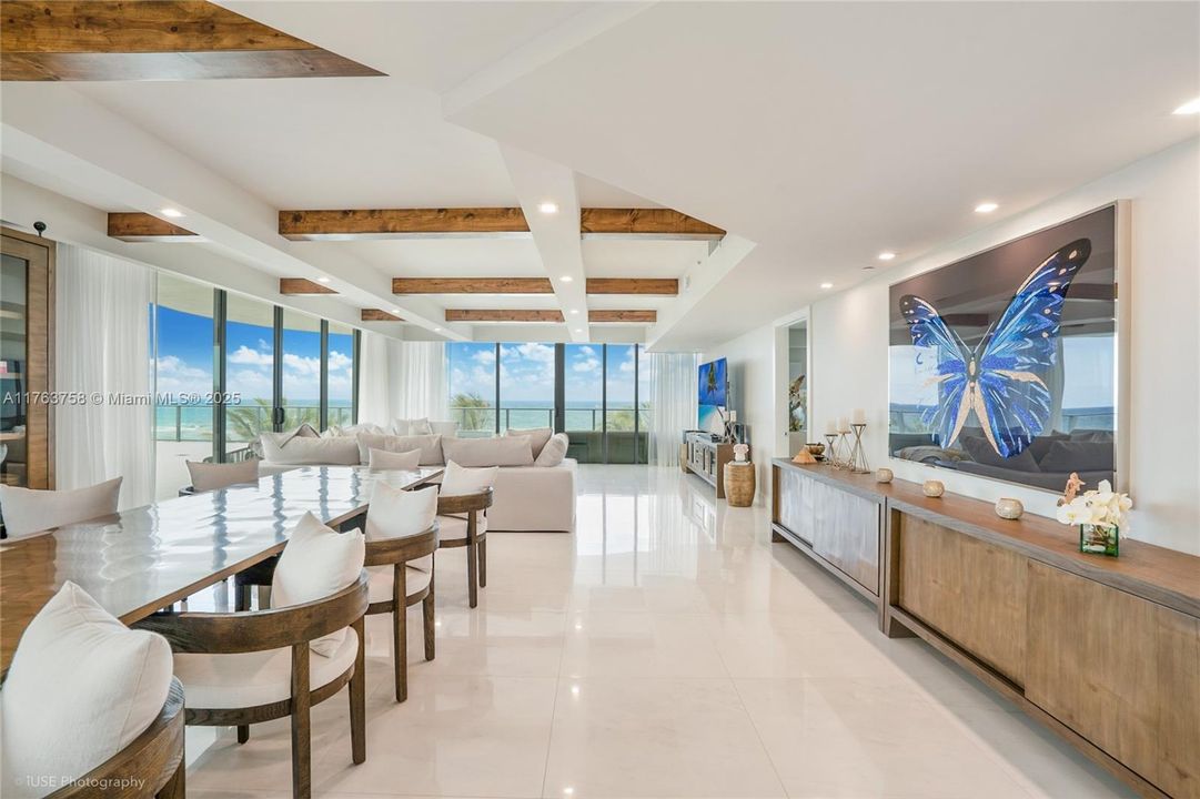 Active With Contract: $3,850,000 (3 beds, 3 baths, 2956 Square Feet)