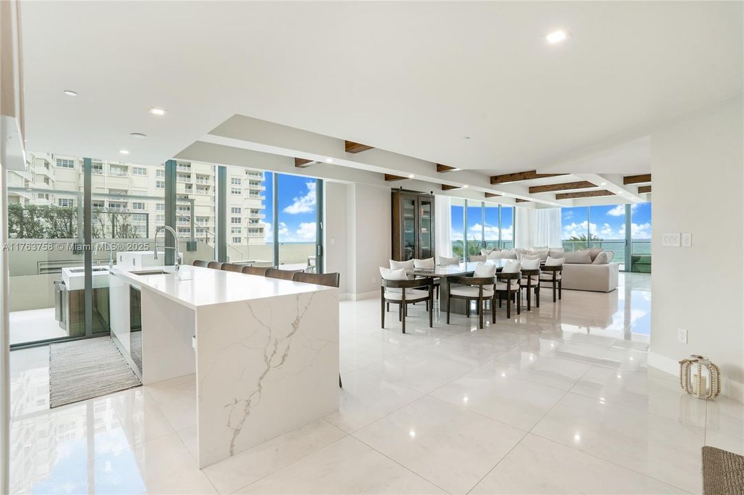 Active With Contract: $3,850,000 (3 beds, 3 baths, 2956 Square Feet)