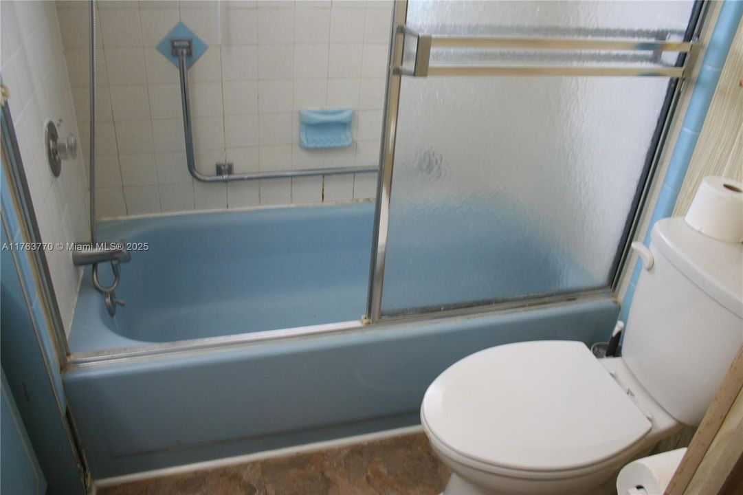 最近售出: $1,850,000 (3 贝兹, 3 浴室, 1908 平方英尺)