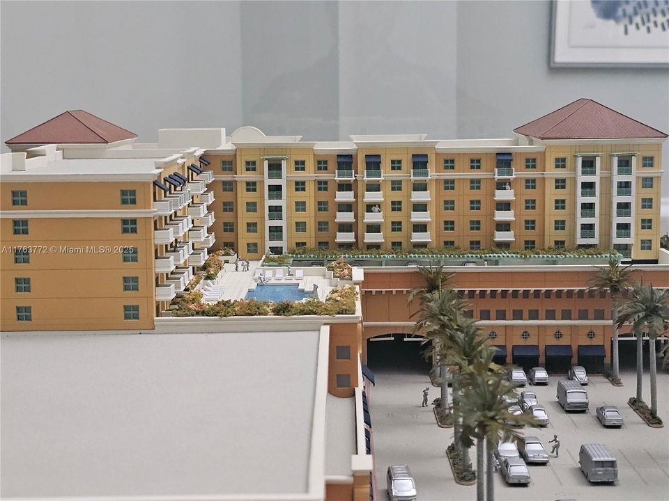 待售: $329,800 (1 贝兹, 1 浴室, 776 平方英尺)