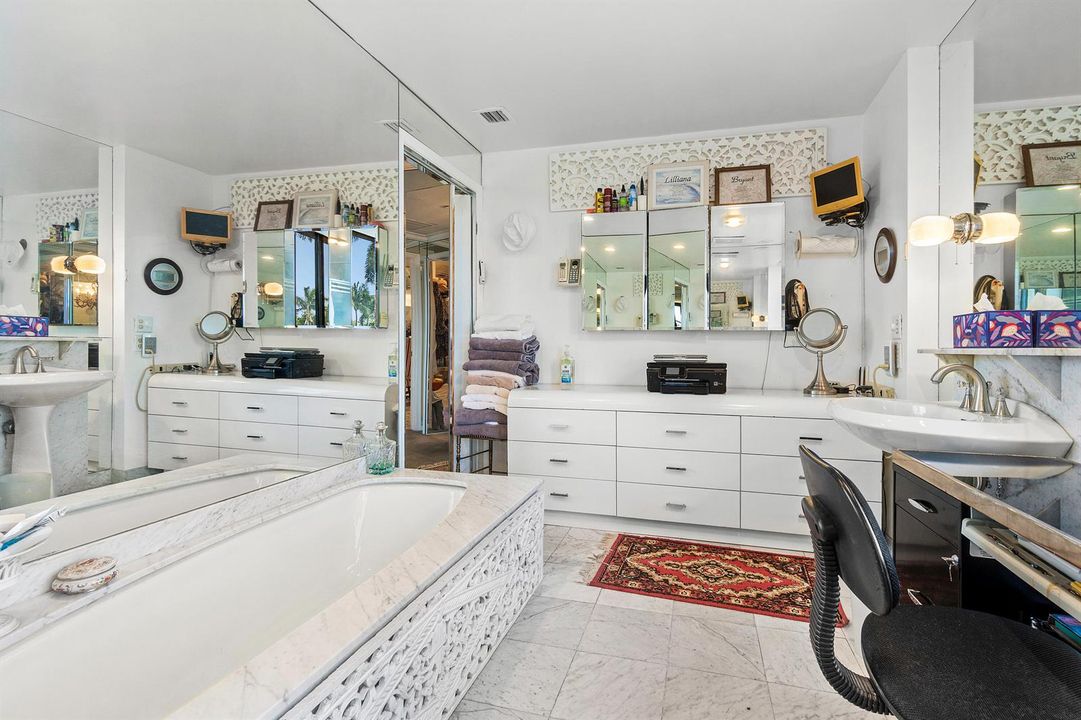 033-150BradleyPlace-101-PalmBeach-FL-334