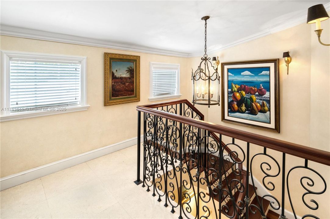 For Sale: $9,750,000 (7 beds, 6 baths, 8600 Square Feet)