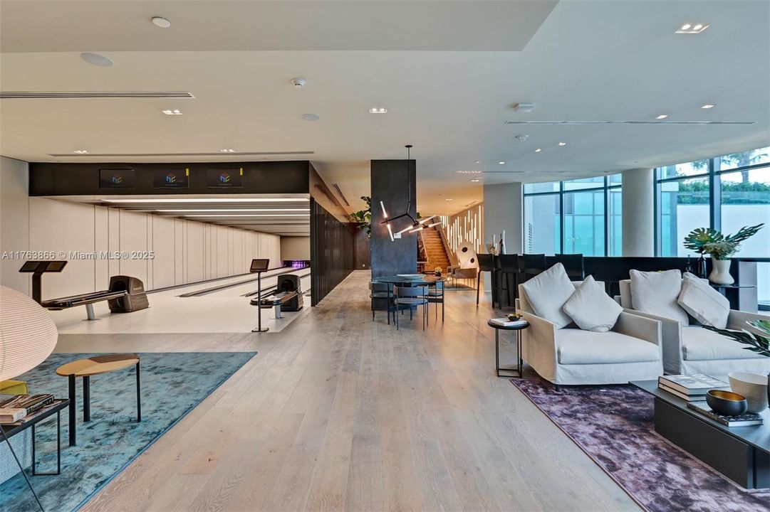 Недавно арендовано: $4,900 (1 спален, 2 ванн, 898 Квадратных фут)