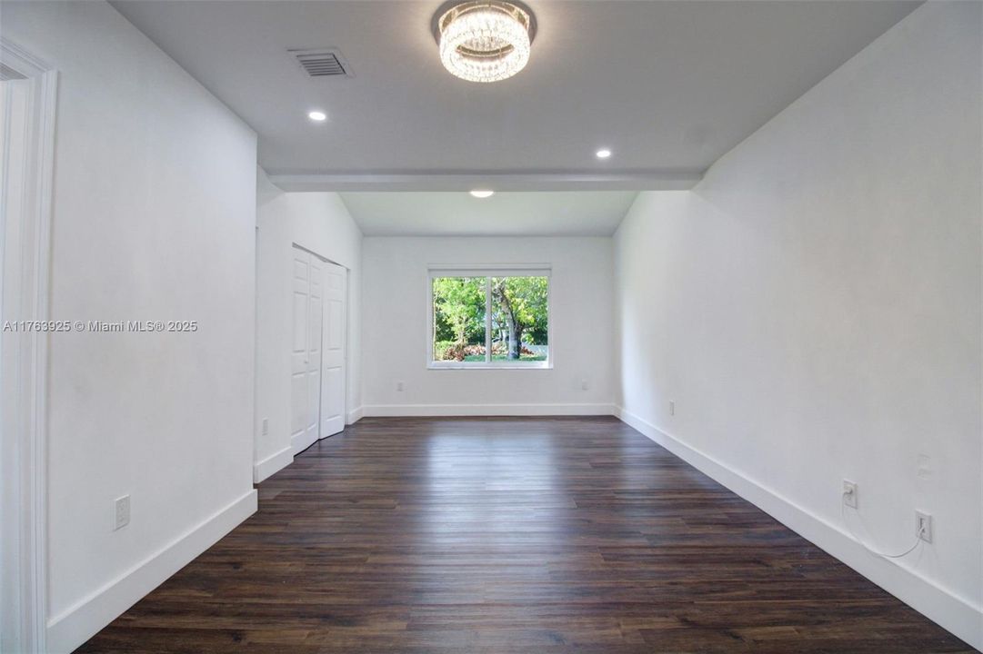 Recently Sold: $1,690,000 (4 beds, 5 baths, 3820 Square Feet)