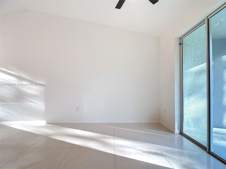 Recientemente alquilado: $1,750 (2 camas, 2 baños, 0 Pies cuadrados)