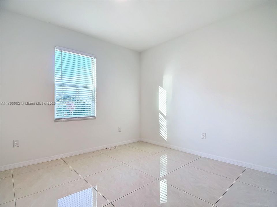 Recientemente alquilado: $1,750 (2 camas, 2 baños, 0 Pies cuadrados)