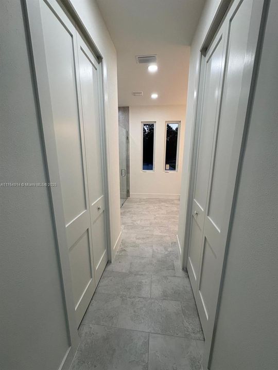 最近租的: $2,650 (3 贝兹, 2 浴室, 1754 平方英尺)