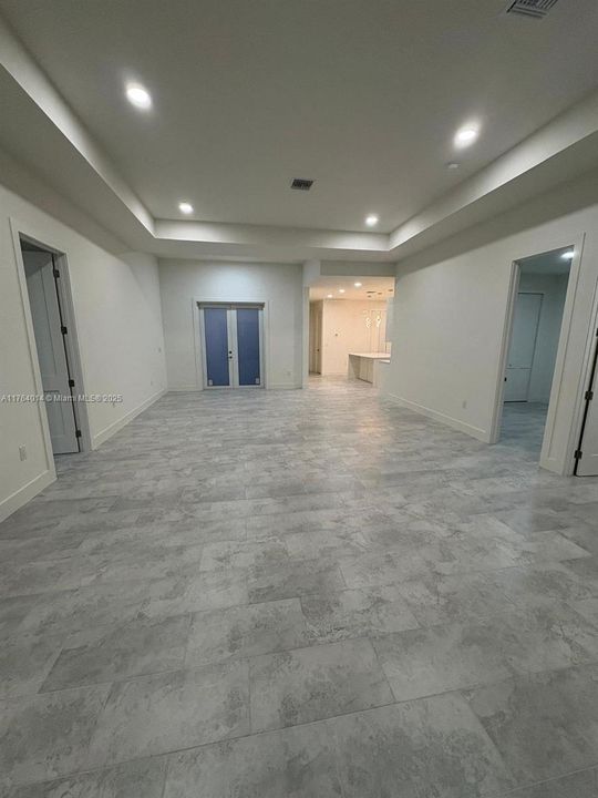 最近租的: $2,650 (3 贝兹, 2 浴室, 1754 平方英尺)