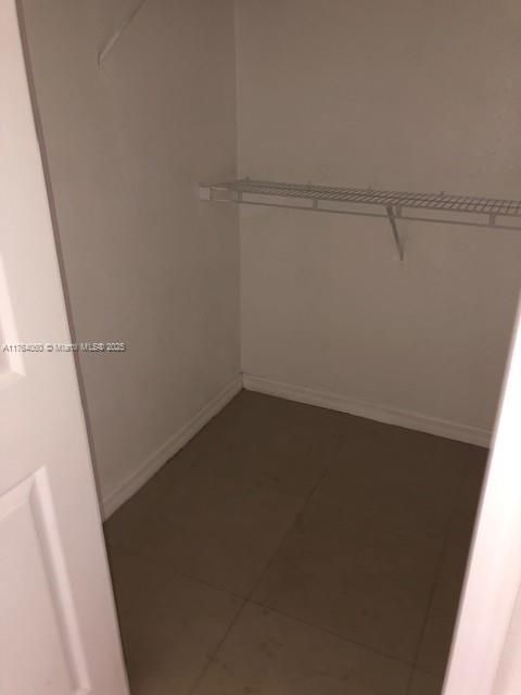 Recently Rented: $2,850 (3 beds, 2 baths, 1328 Square Feet)