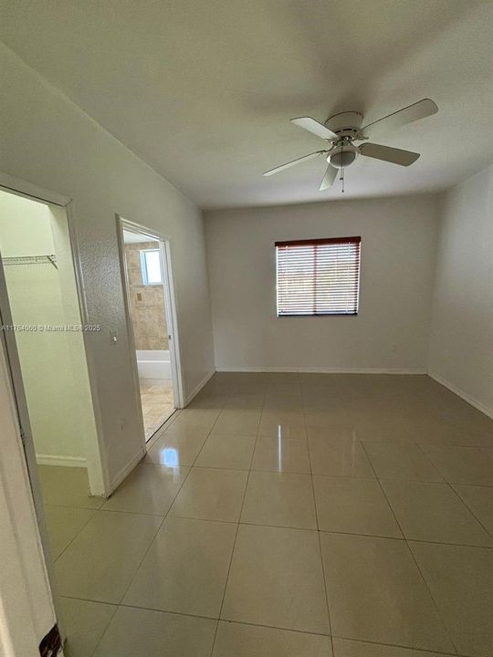 Recently Rented: $2,850 (3 beds, 2 baths, 1328 Square Feet)