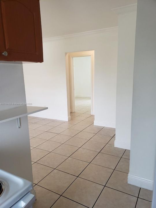 Recently Rented: $2,100 (2 beds, 1 baths, 625 Square Feet)