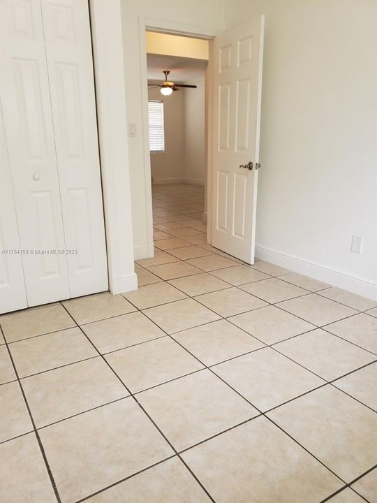 Recently Rented: $2,100 (2 beds, 1 baths, 625 Square Feet)