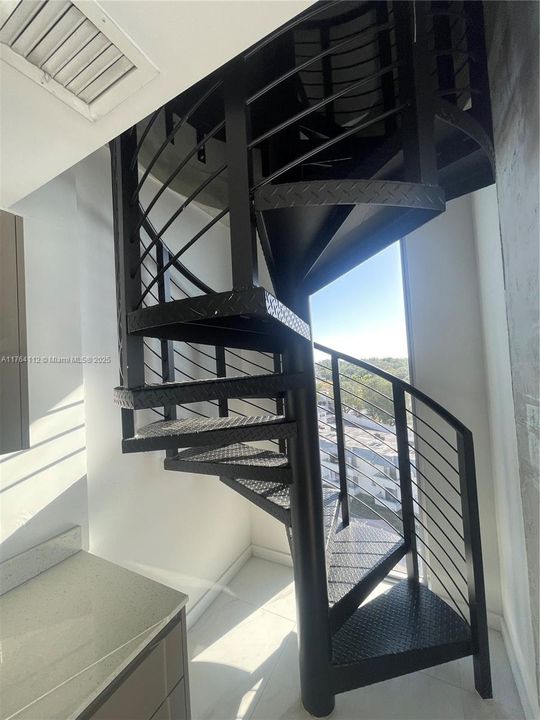 Recientemente alquilado: $3,750 (2 camas, 2 baños, 1226 Pies cuadrados)