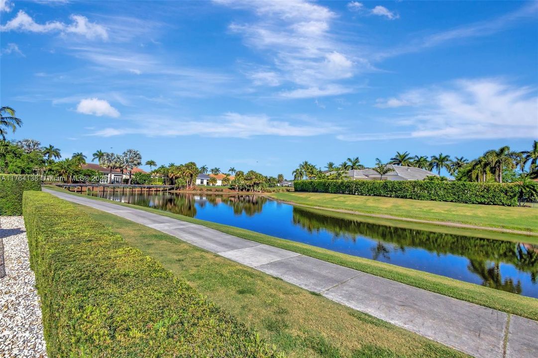 Recently Sold: $4,900,000 (5 beds, 5 baths, 4465 Square Feet)