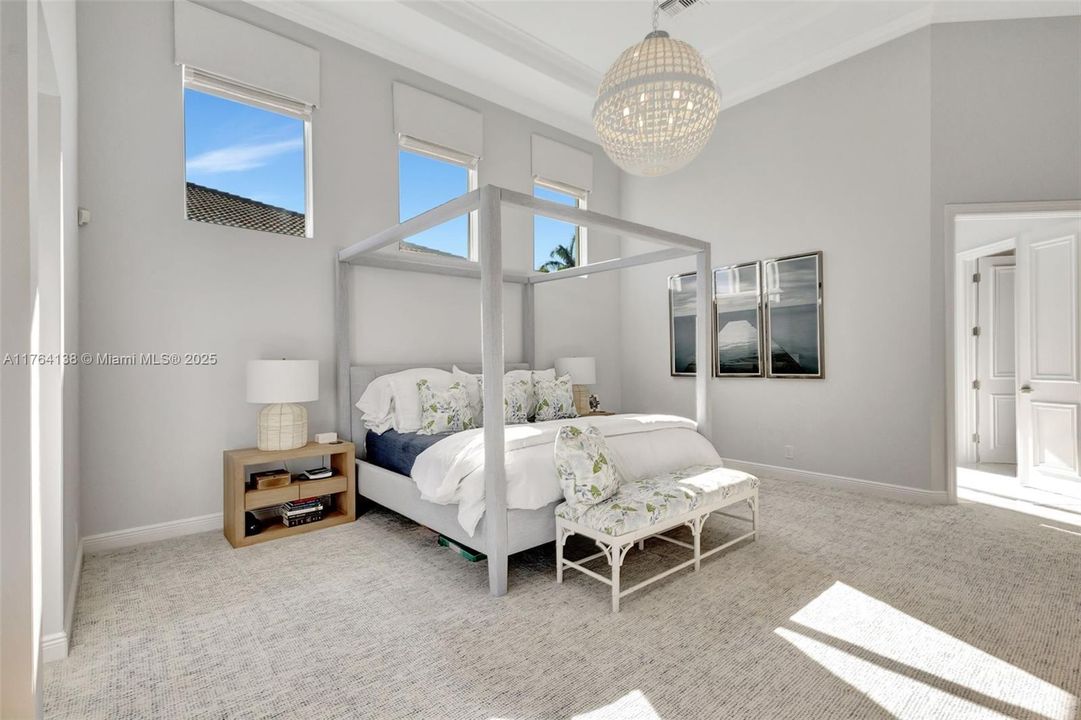 Recently Sold: $4,900,000 (5 beds, 5 baths, 4465 Square Feet)