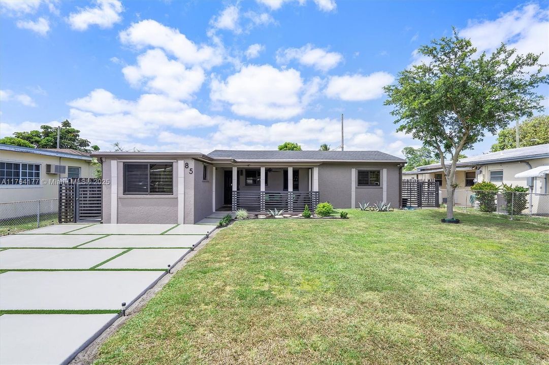 Recently Sold: $510,000 (3 beds, 1 baths, 1279 Square Feet)
