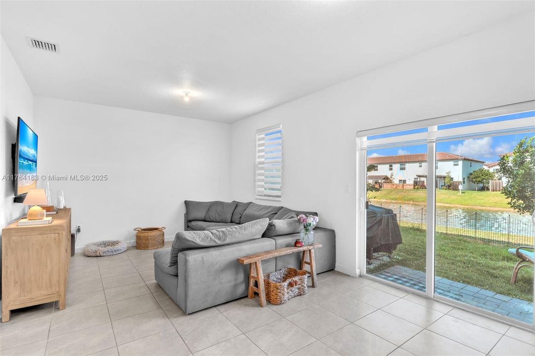 Recently Rented: $3,300 (3 beds, 2 baths, 0 Square Feet)