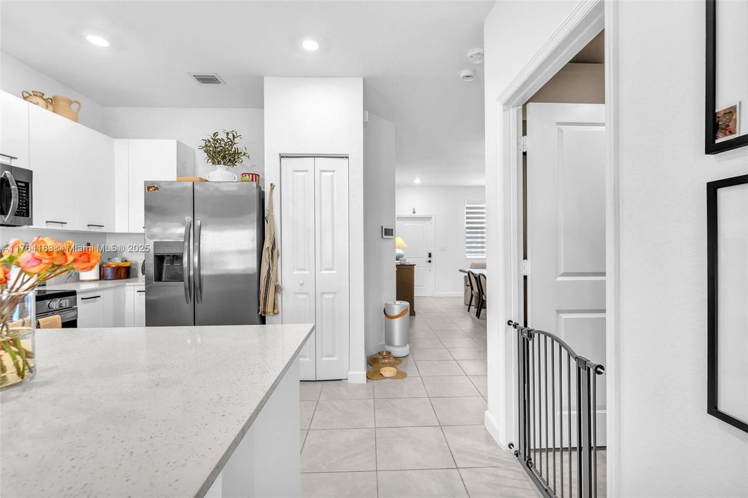 Recently Rented: $3,300 (3 beds, 2 baths, 0 Square Feet)