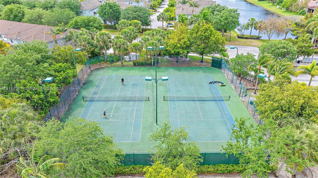 Loads of amenities in Community! Kids Play Park and splash pad, heated pool, picnic areas, basketball and tennis courts. Clubhouse has bathrooms and gym room.