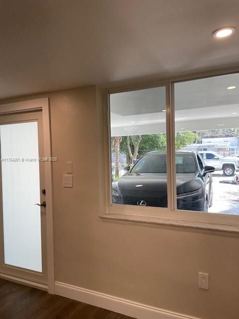 Recently Rented: $3,000 (2 beds, 2 baths, 1452 Square Feet)