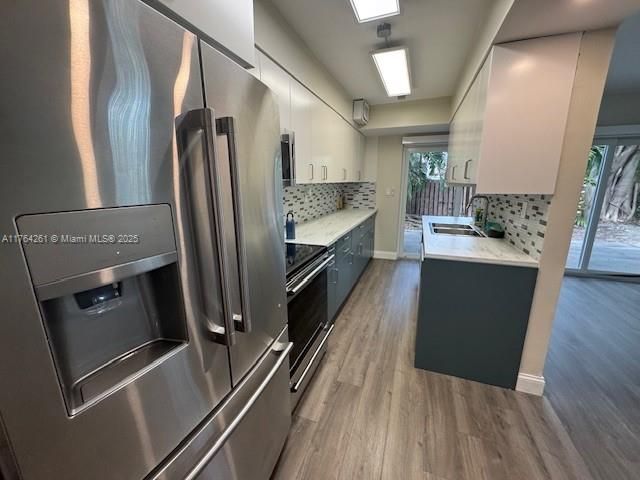 Recently Rented: $3,000 (2 beds, 2 baths, 1452 Square Feet)