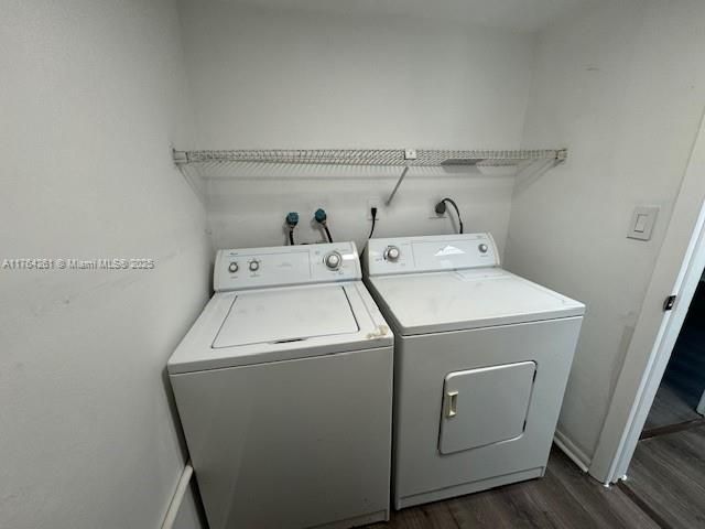 Recently Rented: $3,000 (2 beds, 2 baths, 1452 Square Feet)