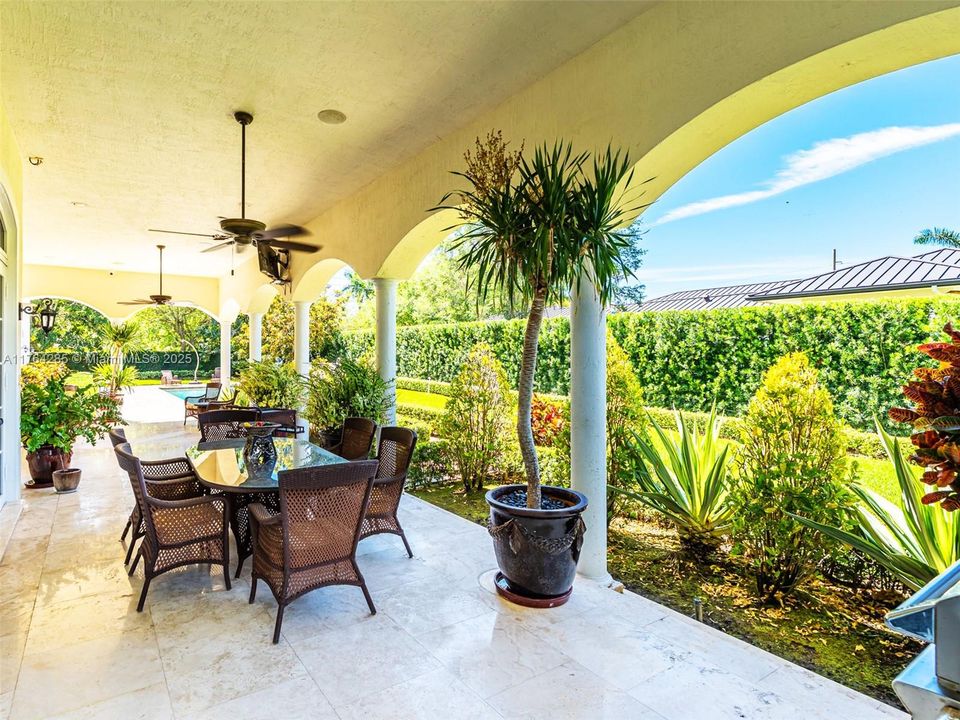 For Sale: $7,600,000 (8 beds, 8 baths, 8277 Square Feet)