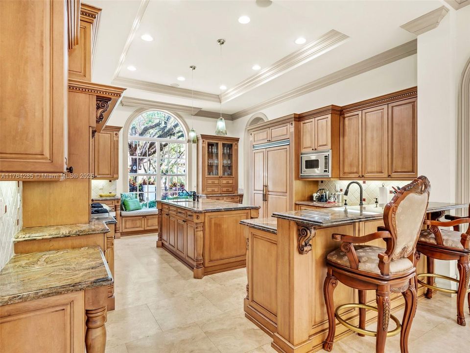 For Sale: $7,600,000 (8 beds, 8 baths, 8277 Square Feet)