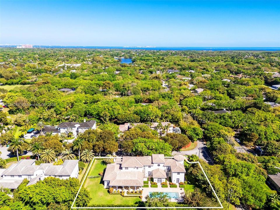 For Sale: $7,600,000 (8 beds, 8 baths, 8277 Square Feet)