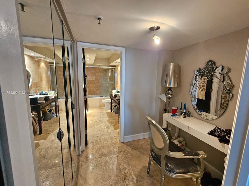 Recently Sold: $339,500 (1 beds, 1 baths, 840 Square Feet)